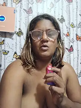 indianstrawberrylips4u online show from 07-21-26, 10:00