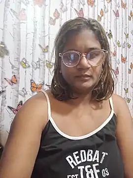 indianstrawberrylips4u online show from 07-18-26, 04:10