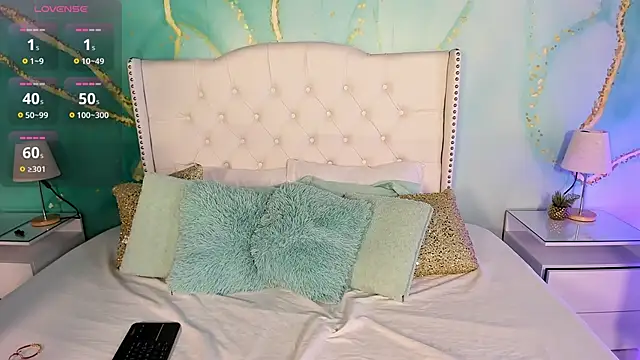 milkavelvett online show from 03-24-26, 03:34