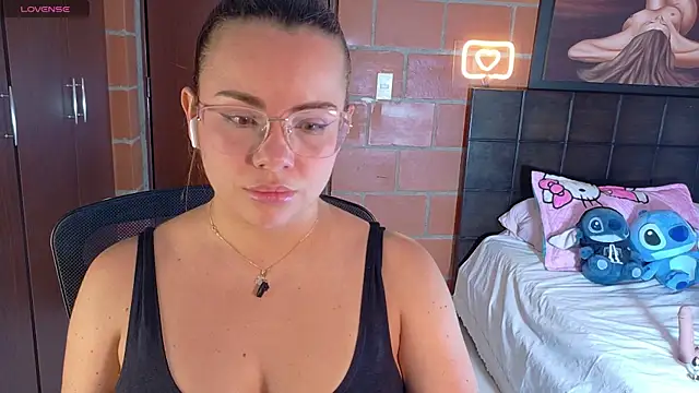 Aria  888 online show from 04-27-26, 01:42