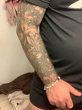 Snapshot of cruising-land chatting on 02-18-26, 01:14 cruising-land online show from 02-18-26, 01:14