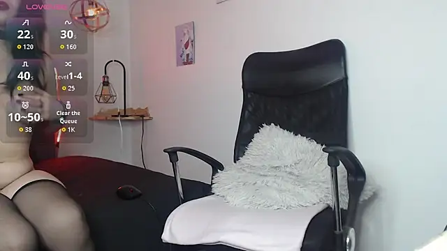 CHERRY DARCK online show from 03-16-26, 02:43