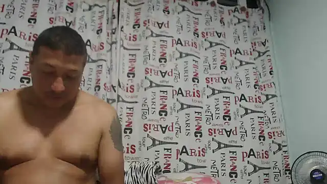 pareja latina2214 online show from 04-08-26, 02:46