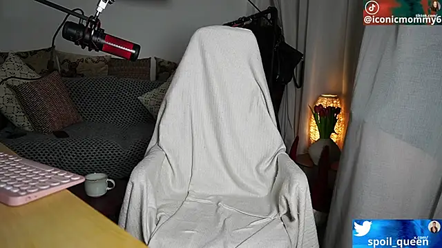 supreme dominatrix online show from 01-07-26, 09:42