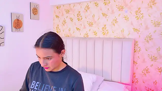 Snapshot of Alicie_Wonders chatting on 03-01-26, 03:17 Alicie Wonders online show from 03-01-26, 03:17