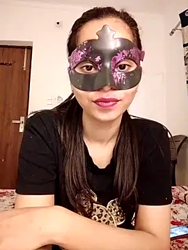 Snapshot of cute_girl_29 chatting on 05-02-26, 01:11 cute girl 29 online show from 05-02-26, 01:11