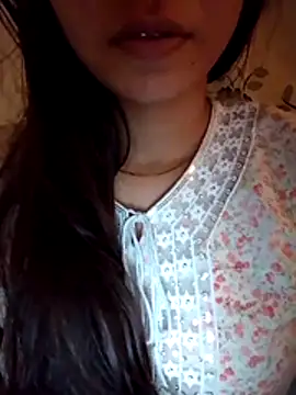 Snapshot of cute_girl_29 chatting on 07-09-26, 12:59 cute girl 29 online show from 07-09-26, 12:59