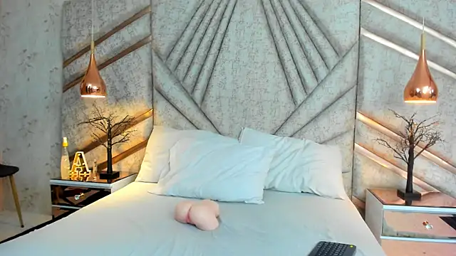 LuckySammer online show from 03-01-26, 01:55