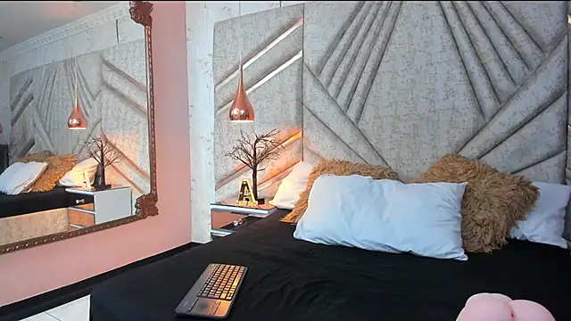 LuckySammer online show from 02-22-26, 12:07