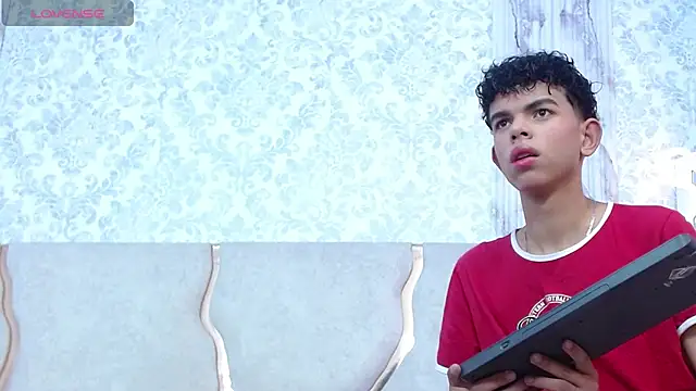 keahi tay online show from 03-04-26, 11:51