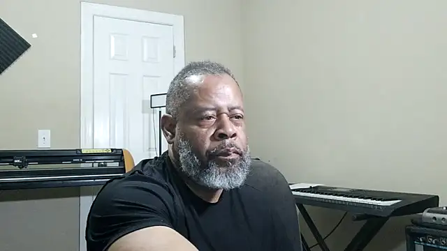 Cleozevo1961 online show from 03-21-26, 04:14