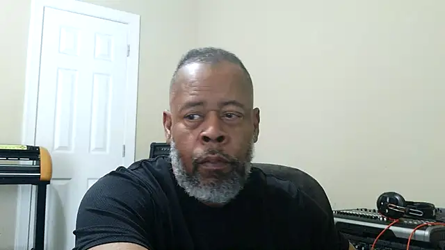 Cleozevo1961 online show from 03-13-26, 04:34