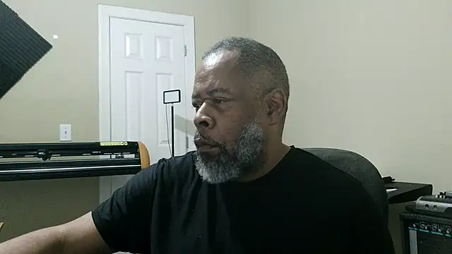 Cleozevo1961 online show from 03-21-26, 01:37