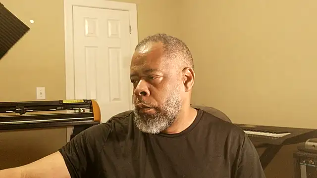 Cleozevo1961 online show from 03-28-26, 11:00