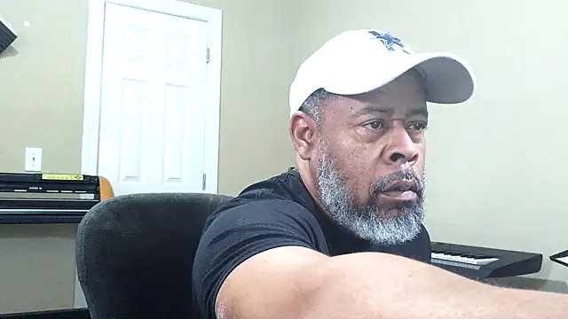 Cleozevo1961 online show from 03-04-26, 05:21