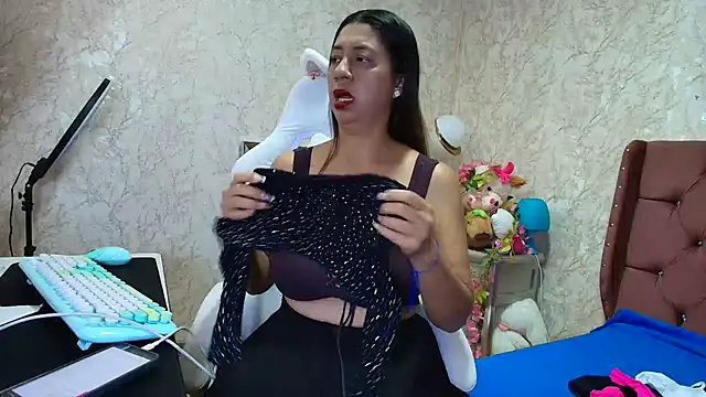 SelinaRussell online show from 05-26-26, 12:42