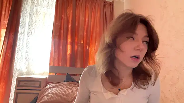 aera elese online show from 03-28-26, 08:37