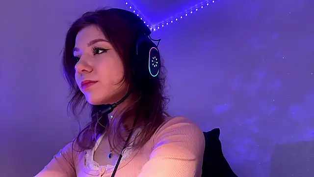 aera elese online show from 02-18-26, 09:50