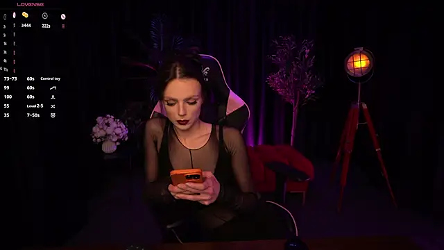 Snapshot of Wild_Alice_me chatting on 06-03-26, 03:50 Wild Alice me online show from 06-03-26, 03:50