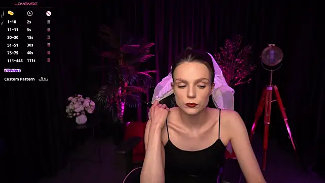 Wild Alice me online show from 04-05-26, 03:08