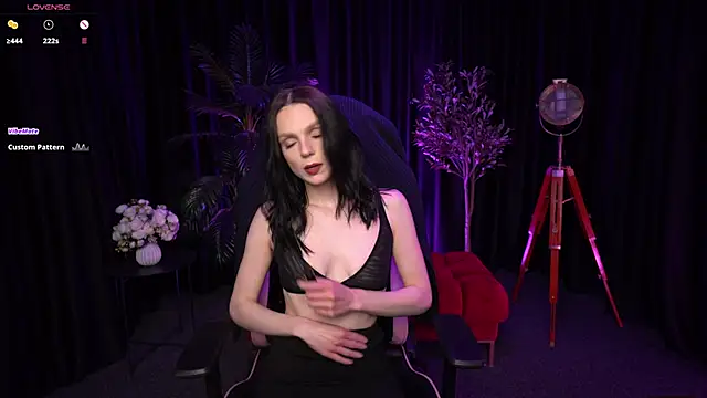 Wild Alice me online show from 04-15-26, 03:16