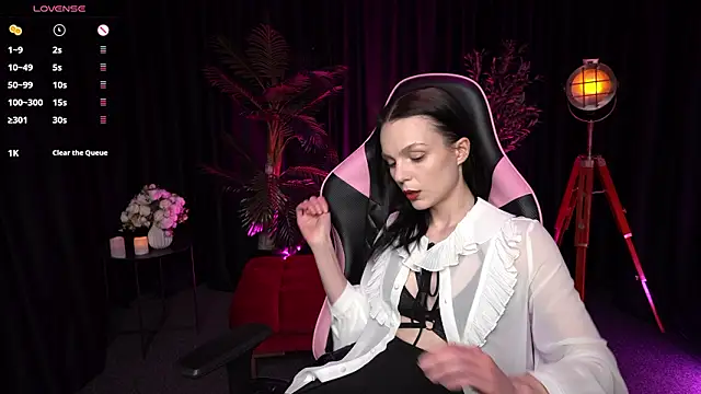 Wild Alice me online show from 03-11-26, 04:12