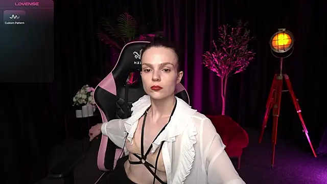 Wild Alice me online show from 03-06-26, 04:24