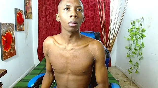 milo018 online show from 04-18-26, 08:49