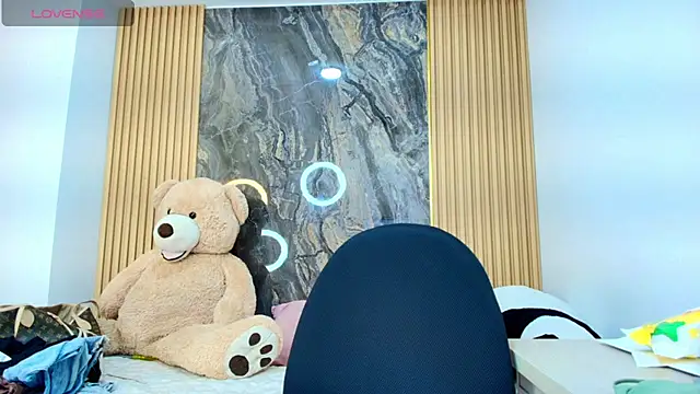 scarlett lumi online show from 03-26-26, 12:03