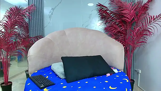 Snapshot of AzulMaveric chatting on 02-25-26, 08:52 AzulMaveric online show from 02-25-26, 08:52