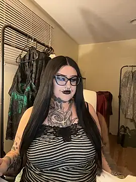 Snapshot of grindhouseho chatting on 03-03-26, 04:52 grindhouseho online show from 03-03-26, 04:52