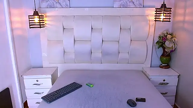 Santiago Ortiz  online show from 03-04-26, 06:15