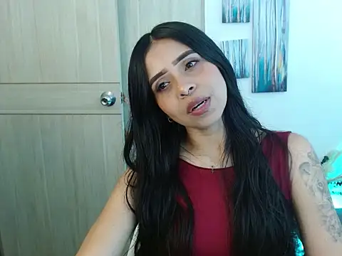 Snapshot of Pauliha chatting on 02-26-26, 04:51 Pauliha online show from 02-26-26, 04:51