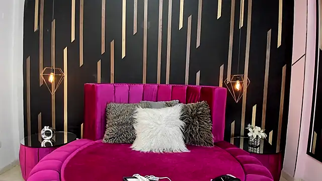 Kendal Lane online show from 03-31-26, 08:00