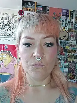 Snapshot of lady_polka chatting on 03-01-26, 05:46 lady polka online show from 03-01-26, 05:46