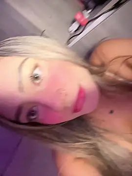 Dulce Sofi  online show from 03-20-26, 08:21