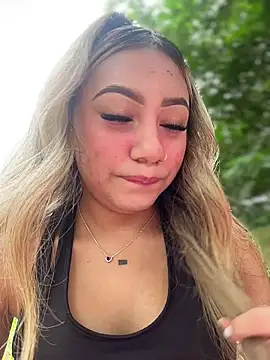 Dulce Sofi  online show from 02-24-26, 03:13