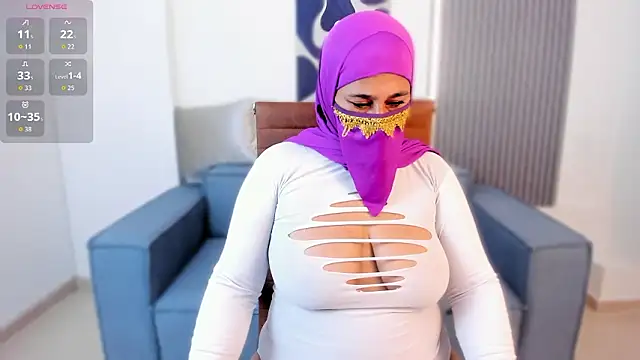 Nadia Privee online show from 03-18-26, 06:09