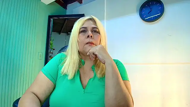 Snapshot of eva_colen50 chatting on 03-11-26, 06:46 eva colen50 online show from 03-11-26, 06:46
