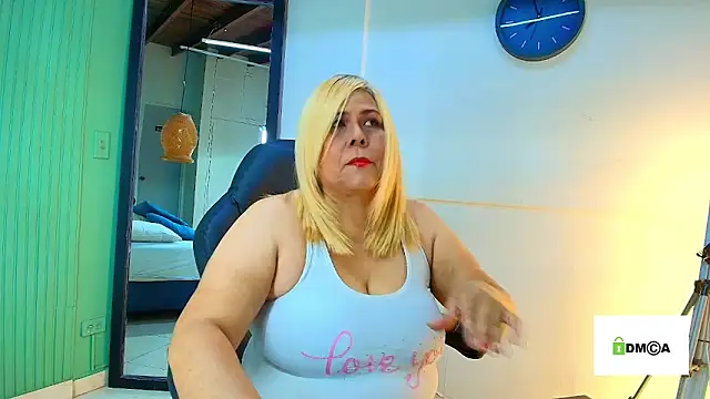 Snapshot of eva_colen50 chatting on 03-21-26, 06:45 eva colen50 online show from 03-21-26, 06:45