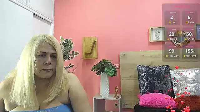 Snapshot of eva_colen50 chatting on 06-24-26, 06:28 eva colen50 online show from 06-24-26, 06:28
