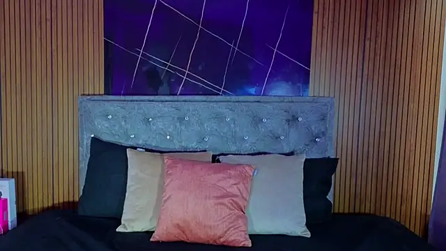 Snapshot of Sophiexx_ chatting on 03-03-26, 03:52 Sophiexx online show from 03-03-26, 03:52