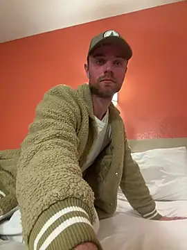 Snapshot of Powerbottomdom chatting on 02-22-26, 02:25 Powerbottomdom online show from 02-22-26, 02:25