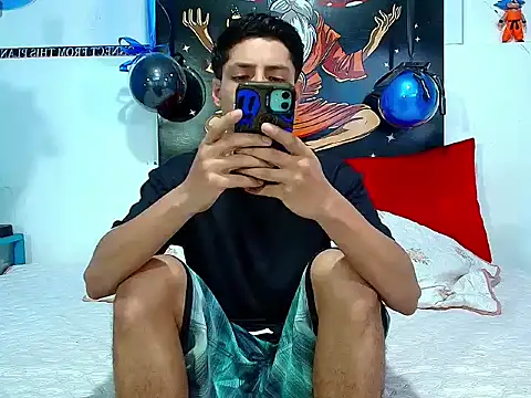 Eliassalvatore  online show from 03-26-26, 06:28