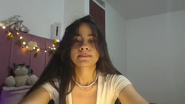 Snapshot of RebecaPalmer chatting on 02-26-26, 04:56 RebecaPalmer online show from 02-26-26, 04:56