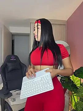 Snapshot of AliceBoomx chatting on 04-22-26, 03:24 AliceBoomx online show from 04-22-26, 03:24
