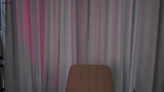 Snapshot of ArleenMantel chatting on 04-05-26, 10:11 ArleenMantel online show from 04-05-26, 10:11