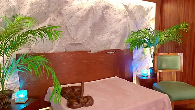 Rolyloren  online show from 02-26-26, 04:07