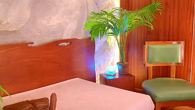 Rolyloren  online show from 02-25-26, 03:56