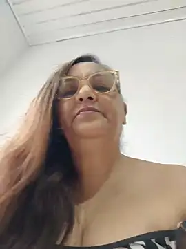Noemipopi online show from 06-30-26, 02:06